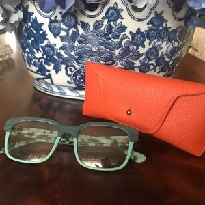 SEE EYEWEAR-HAND MADE IN ITALY - FRAME STYLE# 1425